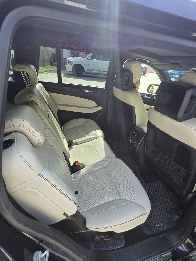 Mercedes-Benz GLS 350 350 d, снимка 6 - Автомобили и джипове - 52349227