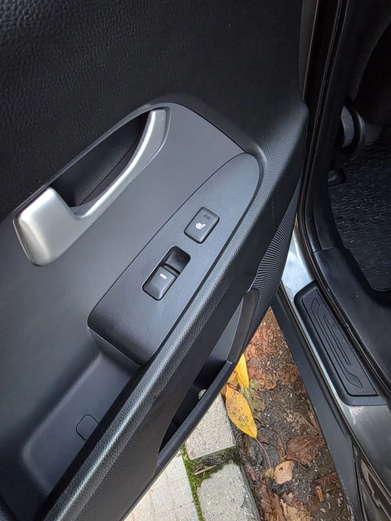 Kia Sportage, снимка 8 - Автомобили и джипове - 52504443