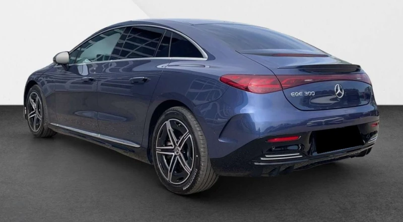 Mercedes-Benz EQE 300 AMG Line, снимка 3 - Автомобили и джипове - 52696776