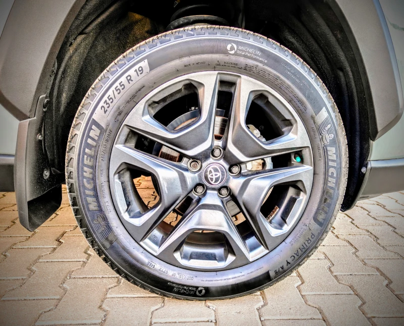 Toyota Rav4 2.5 Adventure, снимка 8 - Автомобили и джипове - 52802478