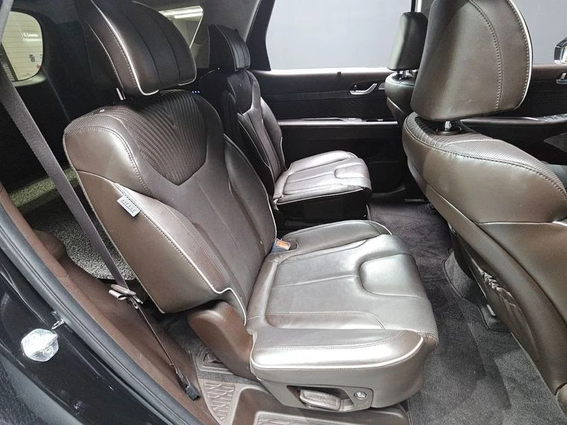 Hyundai Palisade 3.8 Automatic, снимка 15 - Автомобили и джипове - 55661760