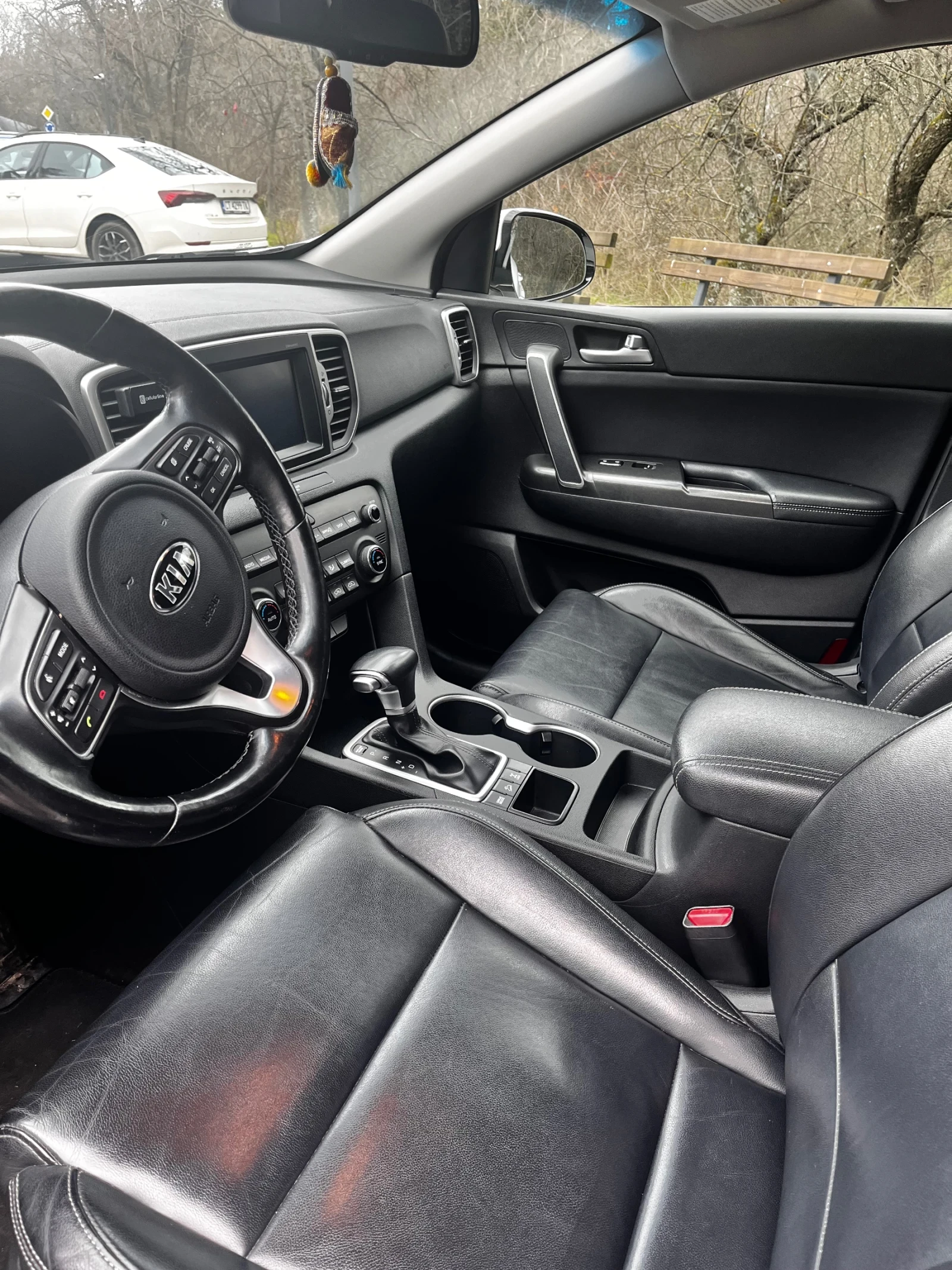 Kia Sportage EX - изображение 9