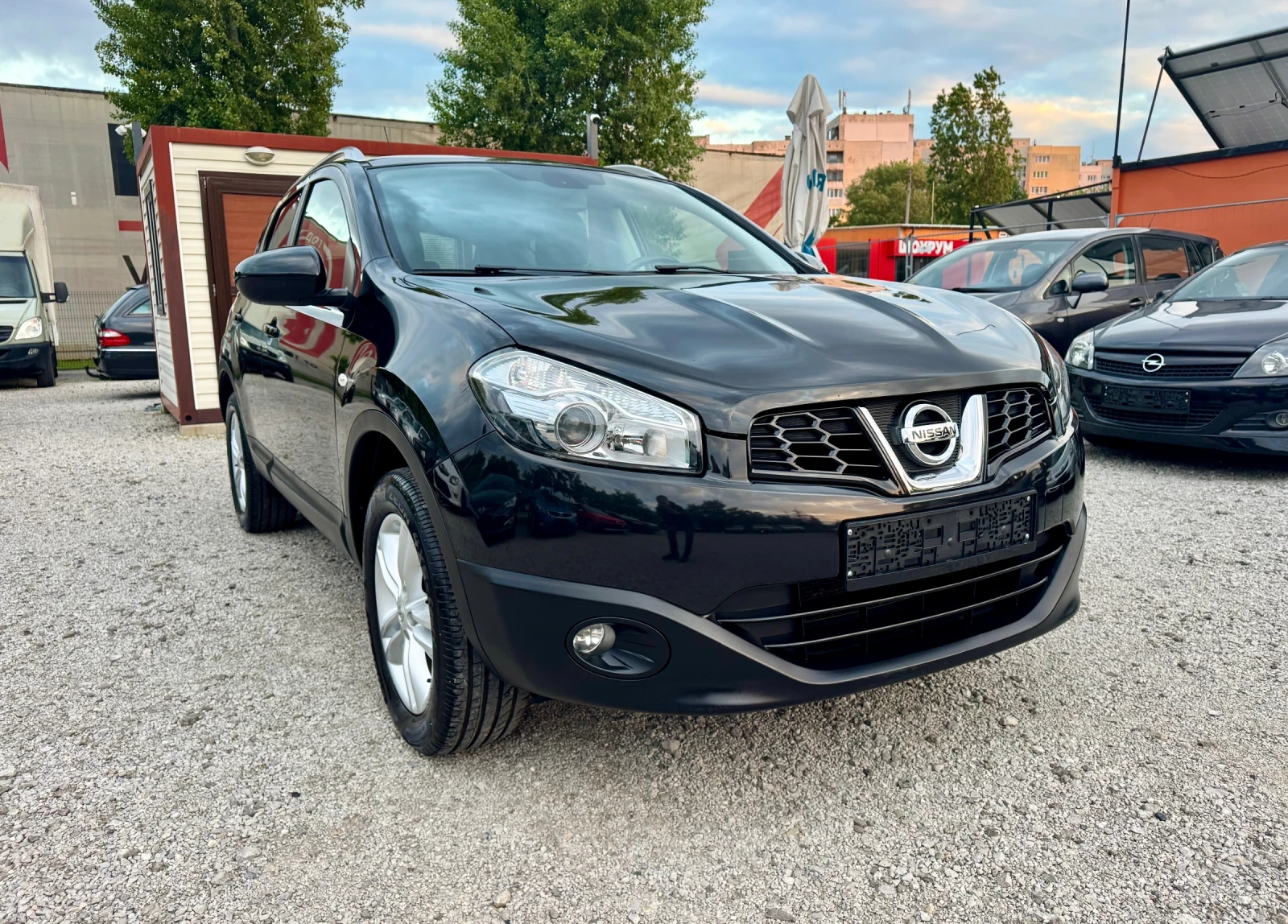 Nissan Qashqai 2.0i           ТОП СЪСТОЯНИЕ !!!     - изображение 7