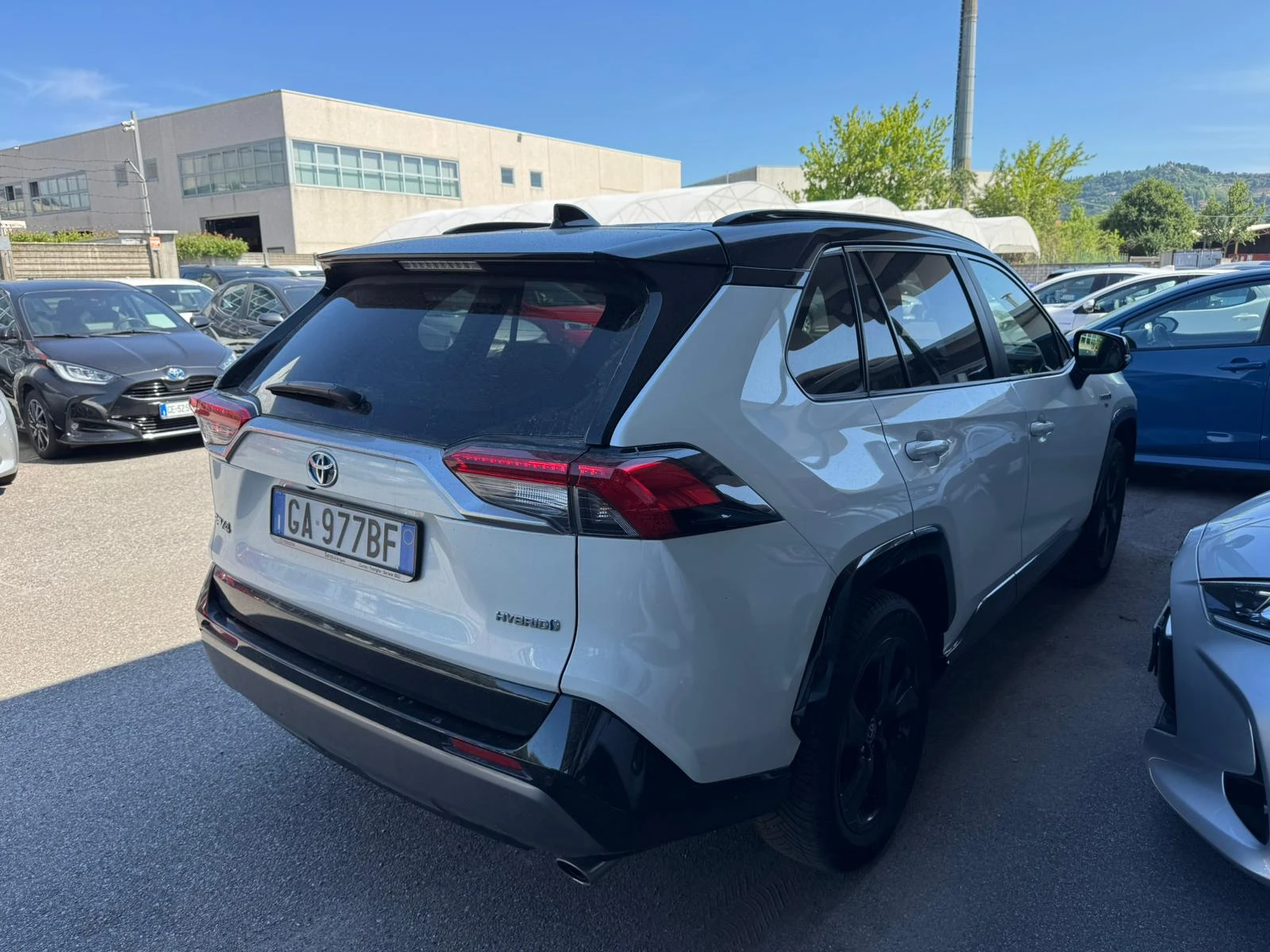 Toyota Rav4 2.5HYBRID LOUNGE DUAL-TONE - изображение 3
