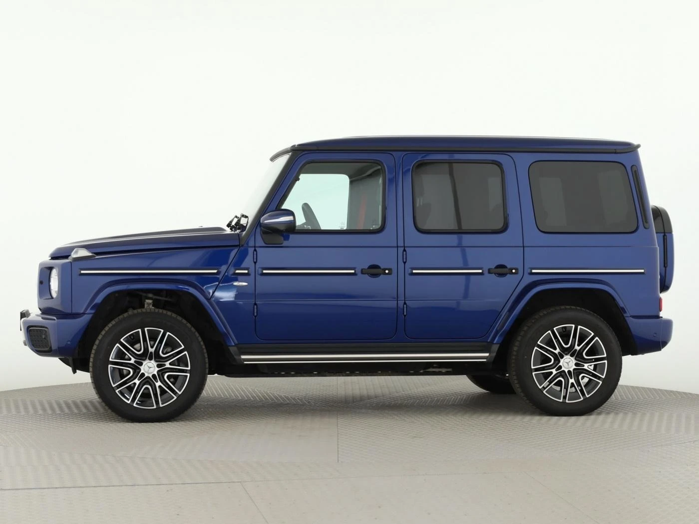 Mercedes-Benz G 580 EQ AMG EXCLUSIVE LINE BURMESTER 360 CAMERA  - изображение 3