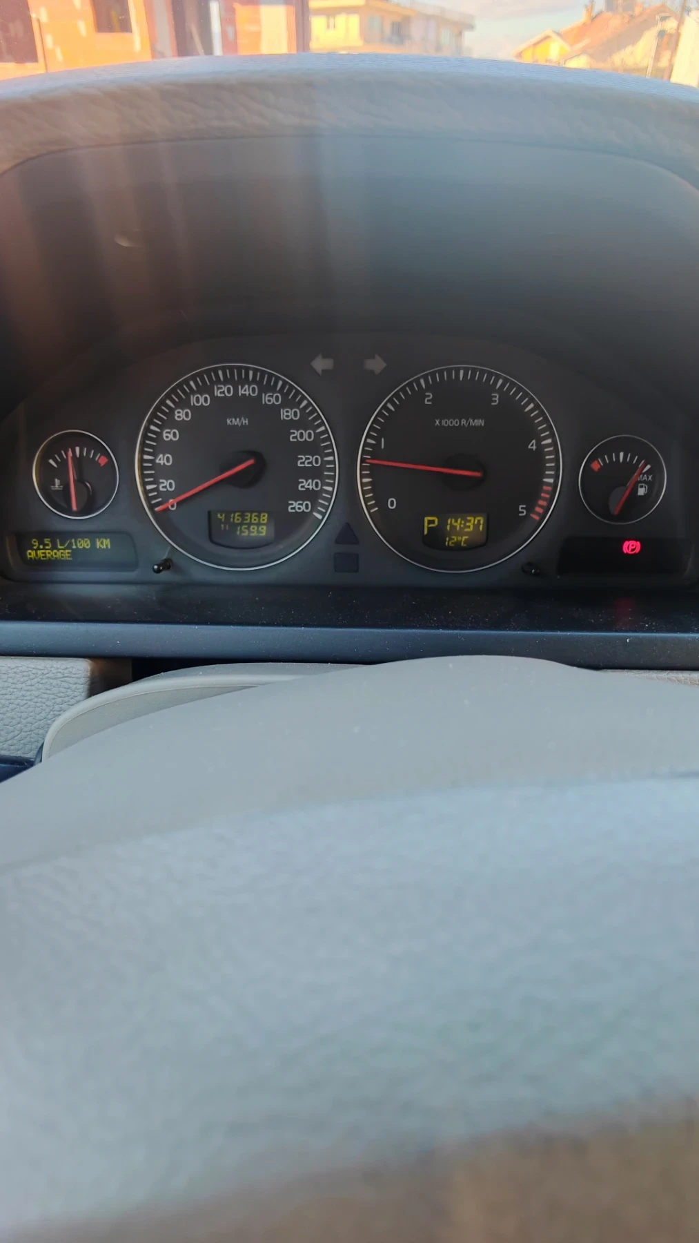 Volvo Xc90 2.4D - изображение 8