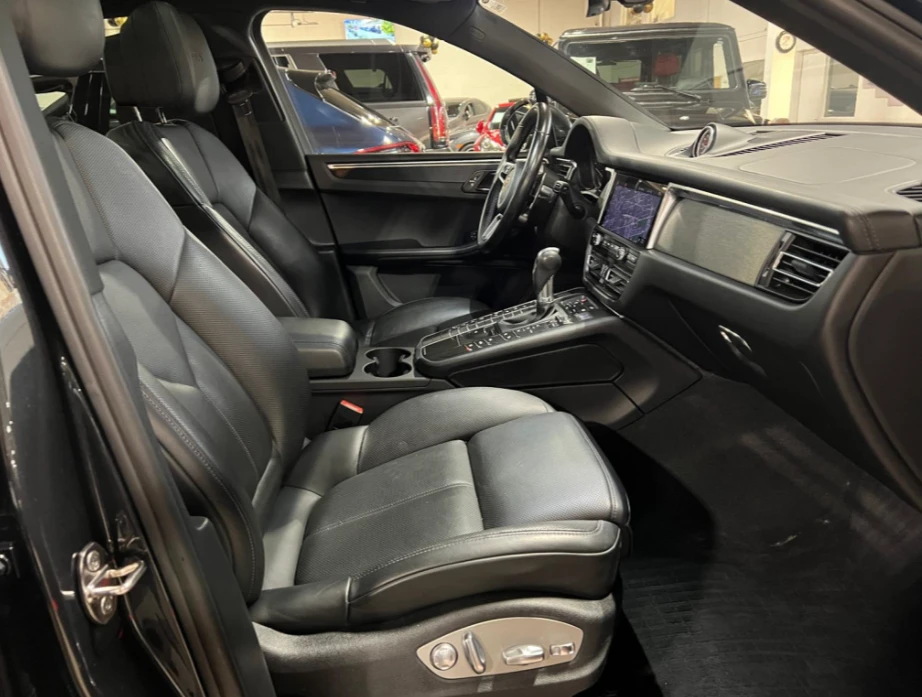 Porsche Macan GTS / FULL * * , снимка 15 - Автомобили и джипове - 53820303