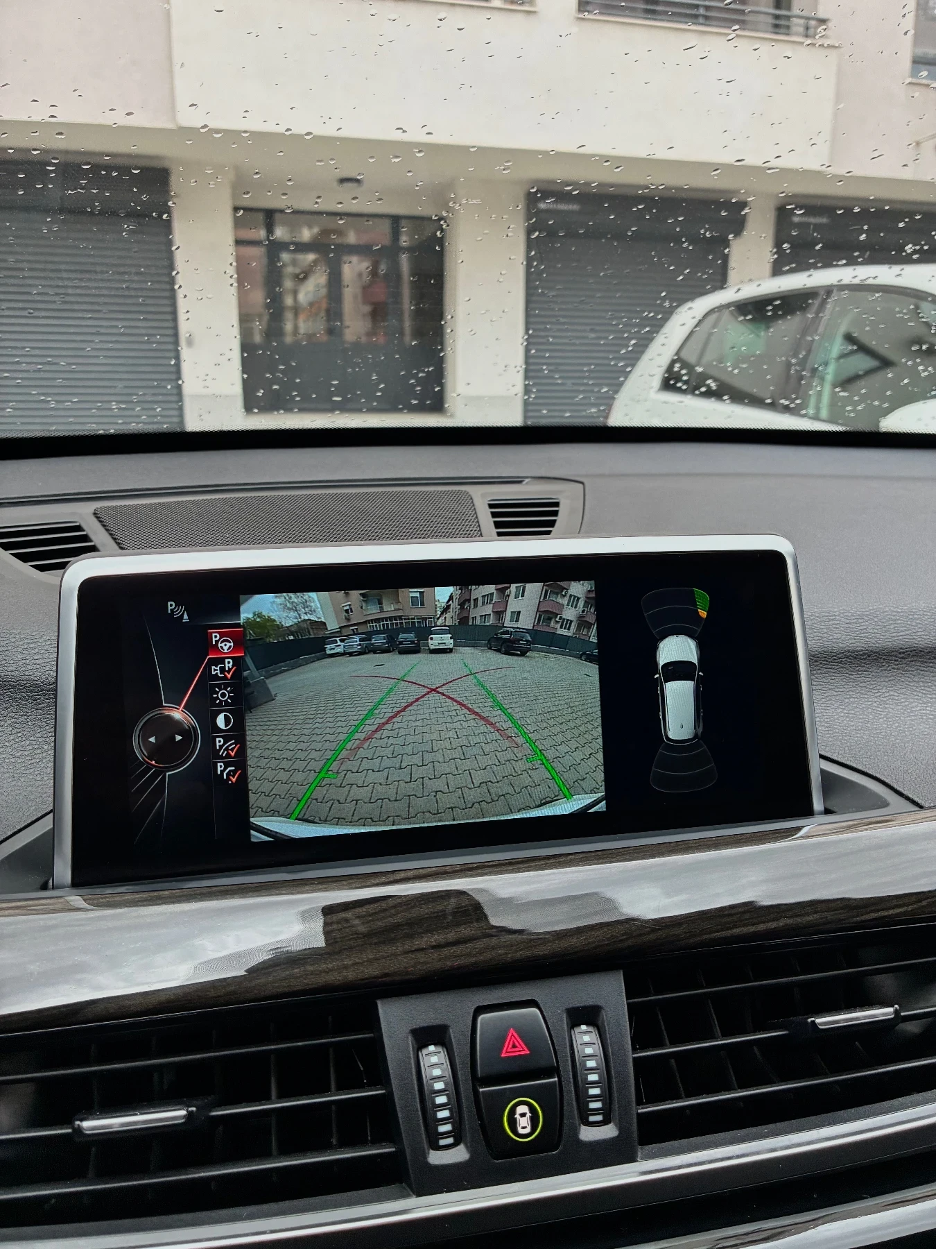 BMW X1 XDrive28i, снимка 8 - Автомобили и джипове - 54091101