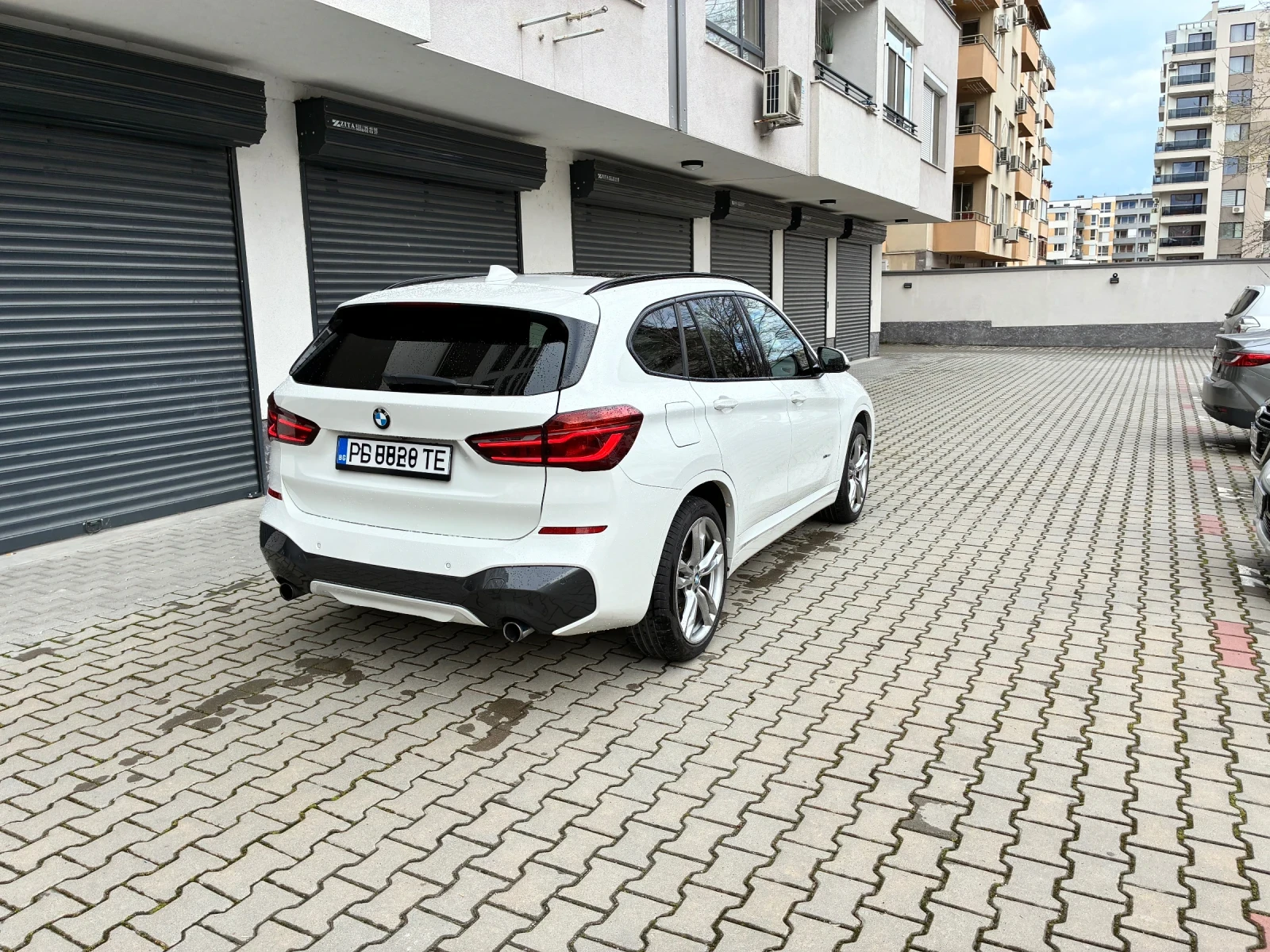 BMW X1 XDrive28i, снимка 4 - Автомобили и джипове - 54091101