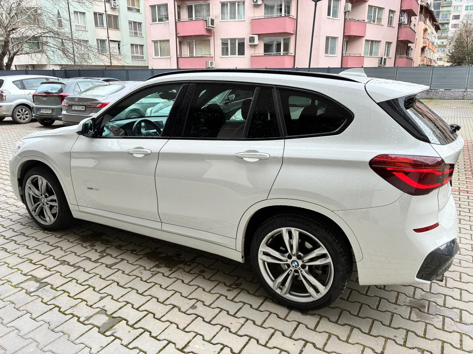 BMW X1 XDrive28i, снимка 1 - Автомобили и джипове - 54091101