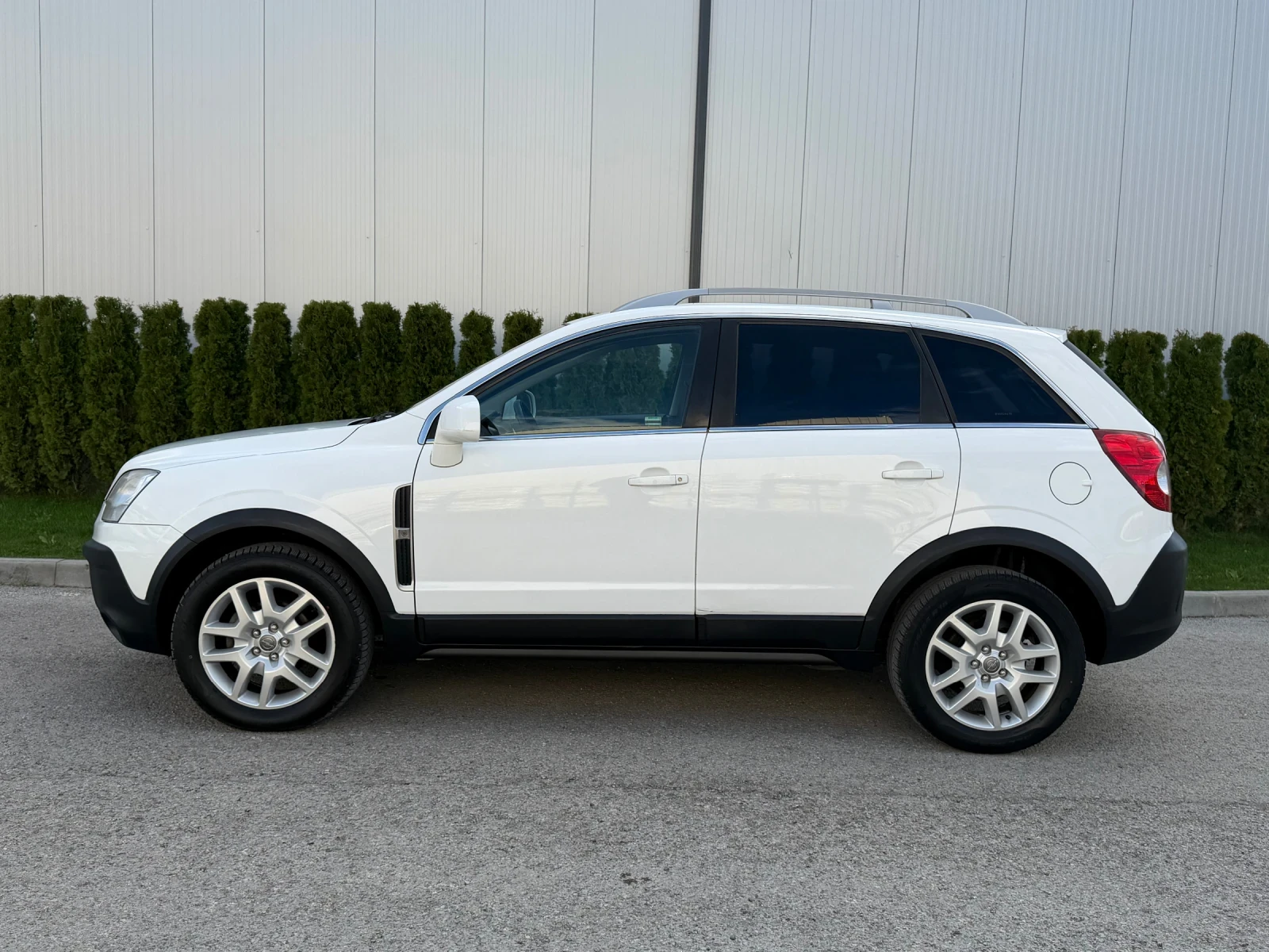 Opel Antara  2.4 БЕНЗИН / ГАЗ / ИТАЛИЯ / , снимка 7 - Автомобили и джипове - 54148433