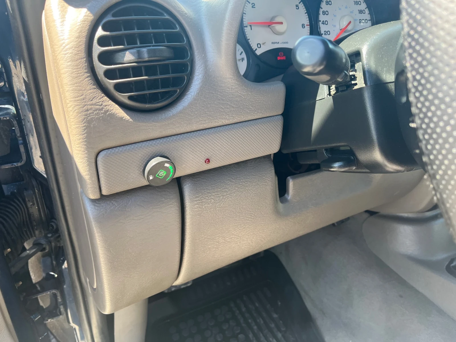 Jeep Cherokee 2.4i GPL, снимка 10 - Автомобили и джипове - 54553549