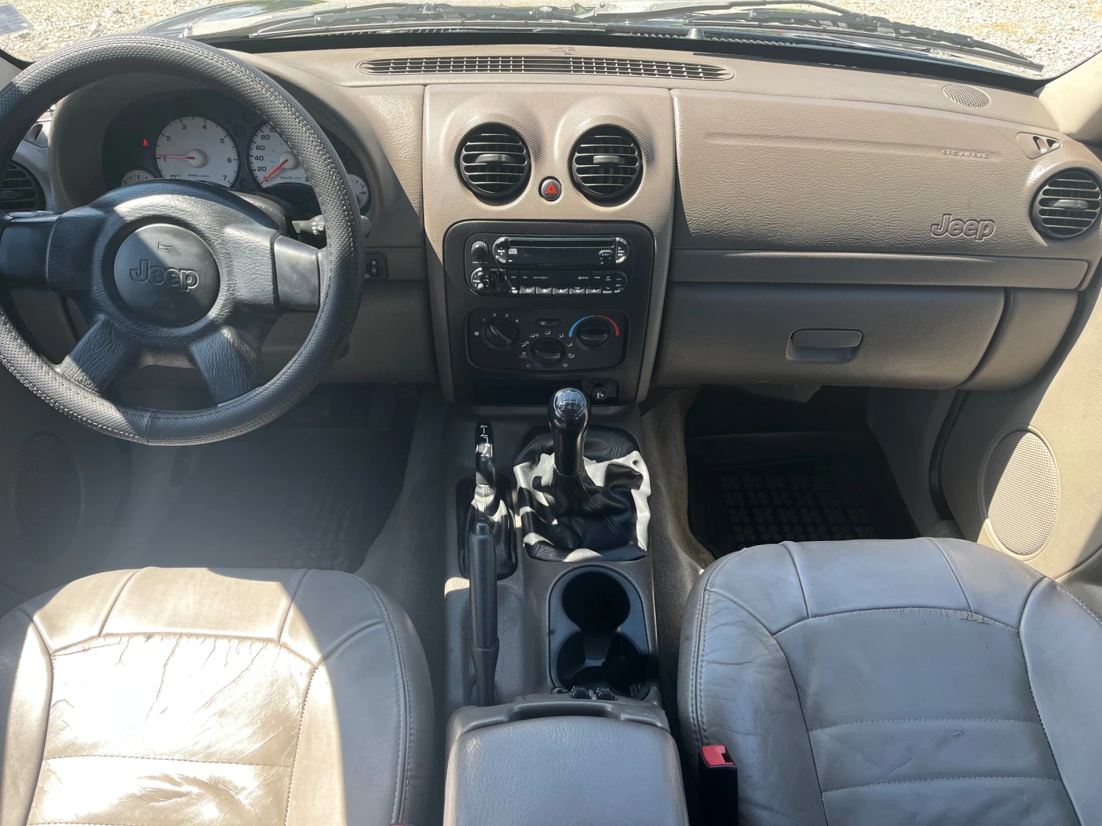 Jeep Cherokee 2.4i GPL, снимка 7 - Автомобили и джипове - 54553549