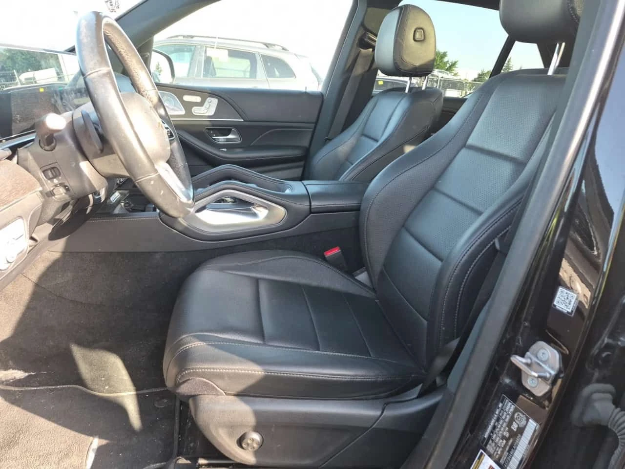 Mercedes-Benz GLE 350 * CARFAX * 2 КЛЮЧА * BURMESTER * АВТОКРЕДИТ * , снимка 8 - Автомобили и джипове - 55174464