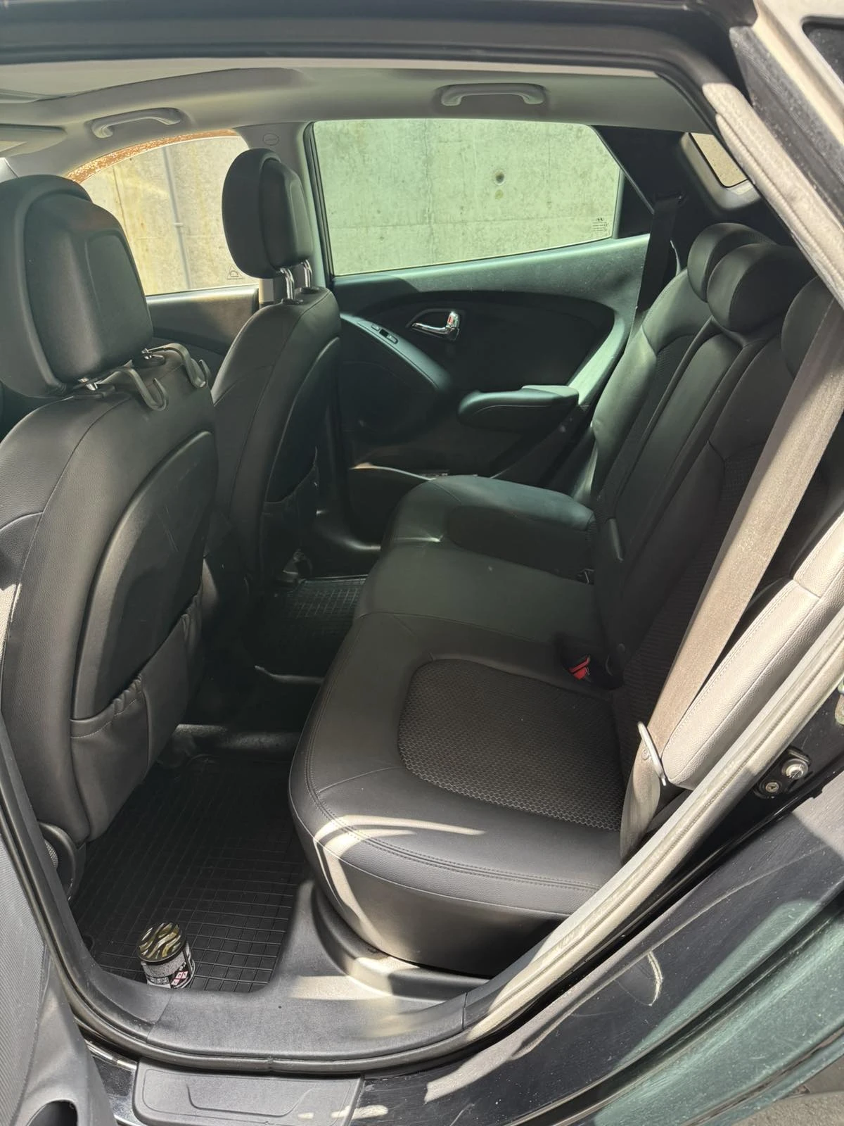 Hyundai IX35 2.0 CRDI AWD, снимка 12 - Автомобили и джипове - 55179897