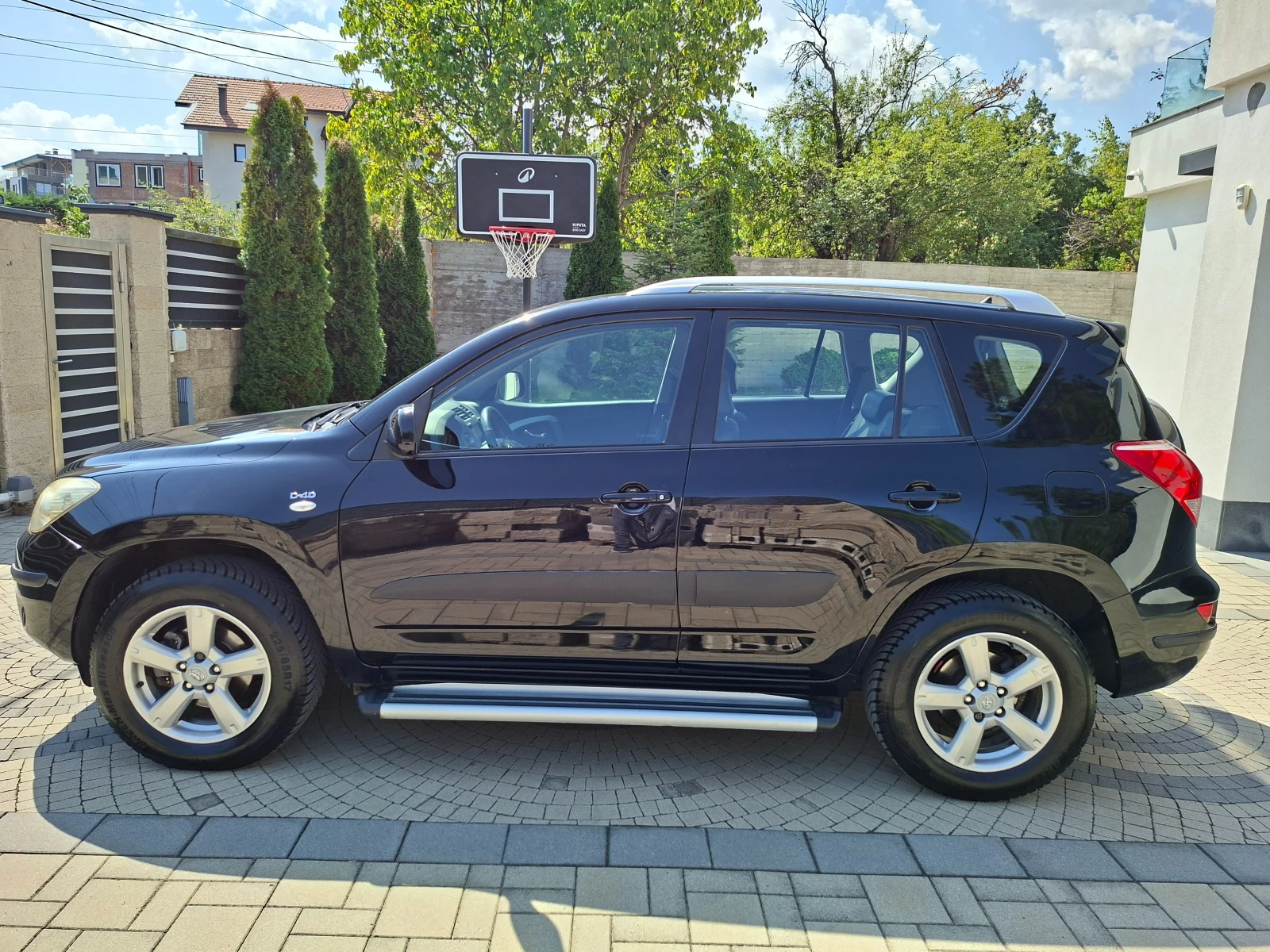 Toyota Rav4 D-4D 4x4 6ст. , снимка 2 - Автомобили и джипове - 55922323