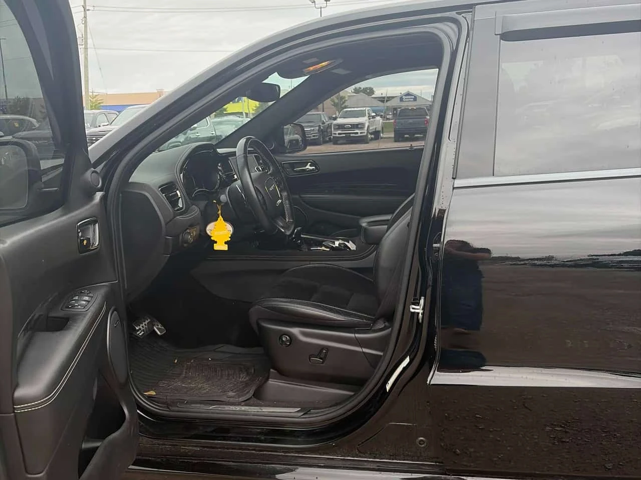 Dodge Durango * SRT 392 * АВТОКРЕДИТ БЕЗ ПЪРВОНАЧАЛНА ВНОСКА* , снимка 5 - Автомобили и джипове - 56175907