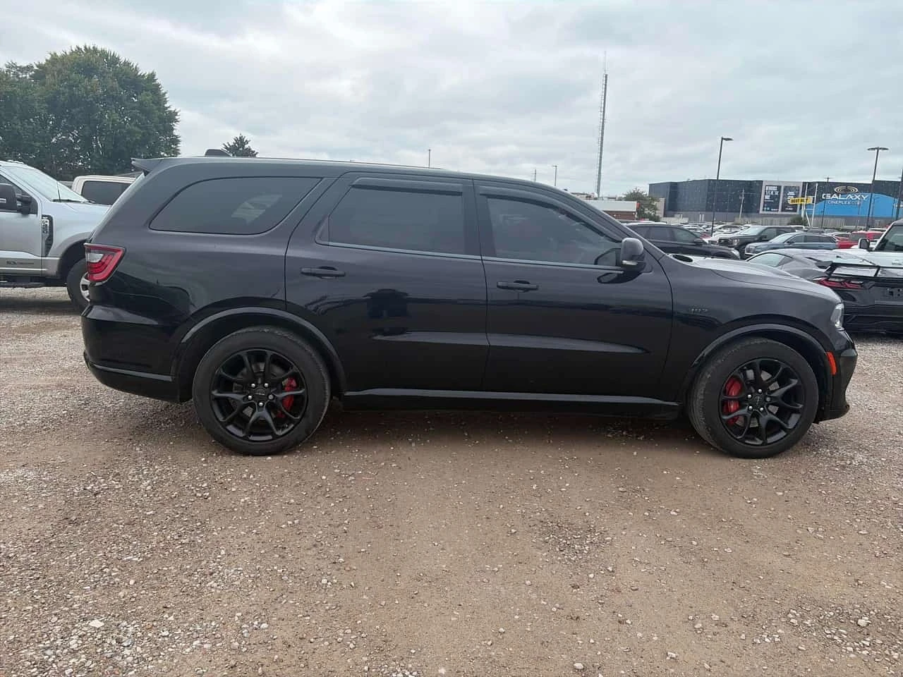 Dodge Durango * SRT 392 * АВТОКРЕДИТ БЕЗ ПЪРВОНАЧАЛНА ВНОСКА* , снимка 3 - Автомобили и джипове - 56175907