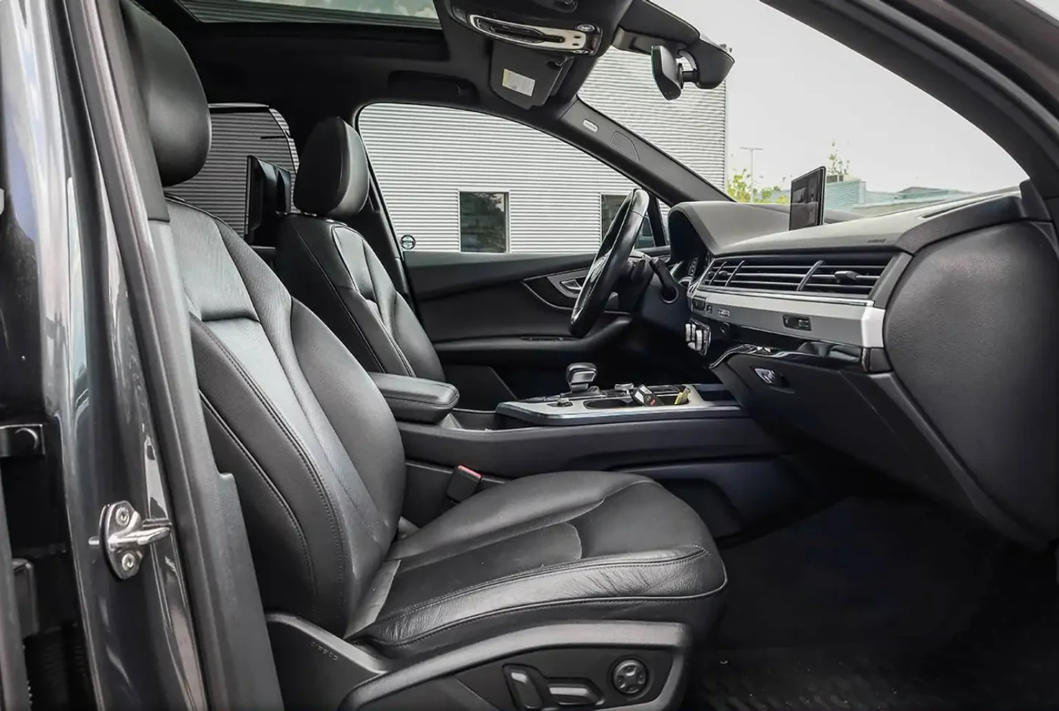 Audi Q7 Technik/bose/обдух/360/дигитално табло/лизинг/ , снимка 13 - Автомобили и джипове - 56414021