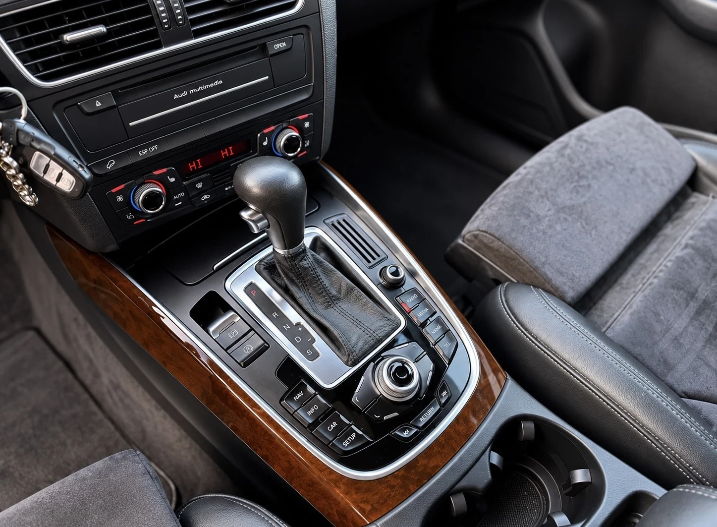 Audi Q5 3.0TDI S-Line| Quattro| ������| ������ | Mobile.bg � ����������� 11