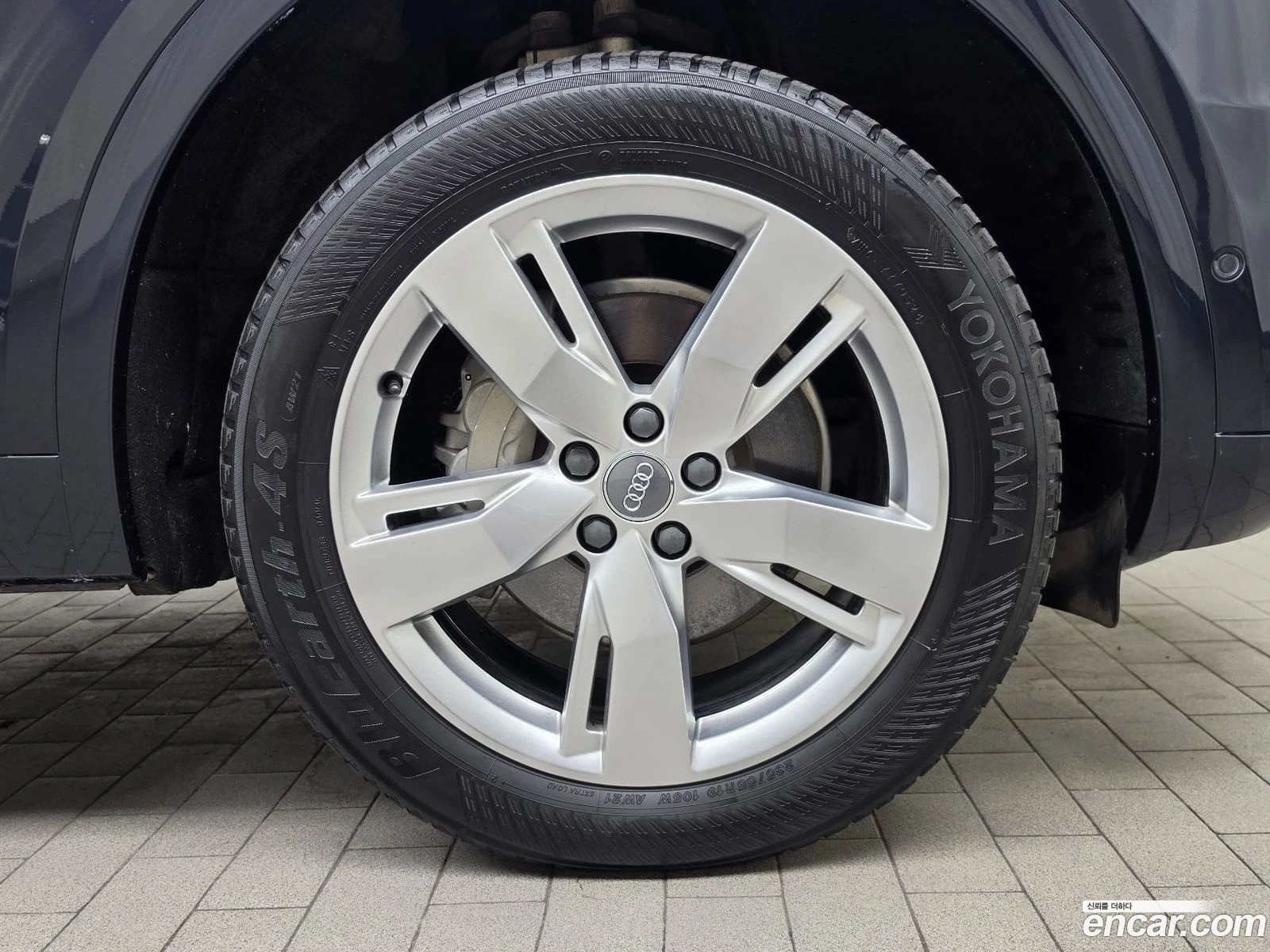Audi Q5 40 TDI Quattro Premium, снимка 4 - Автомобили и джипове - 56741365