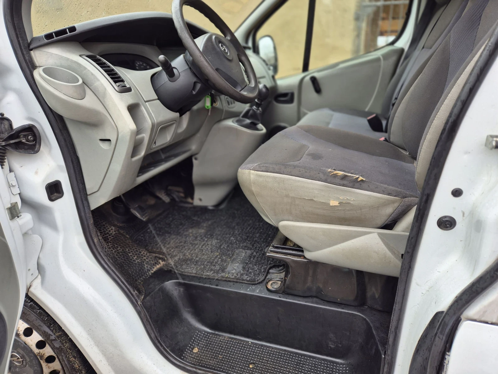 Opel Vivaro 2.0dcti  - изображение 7