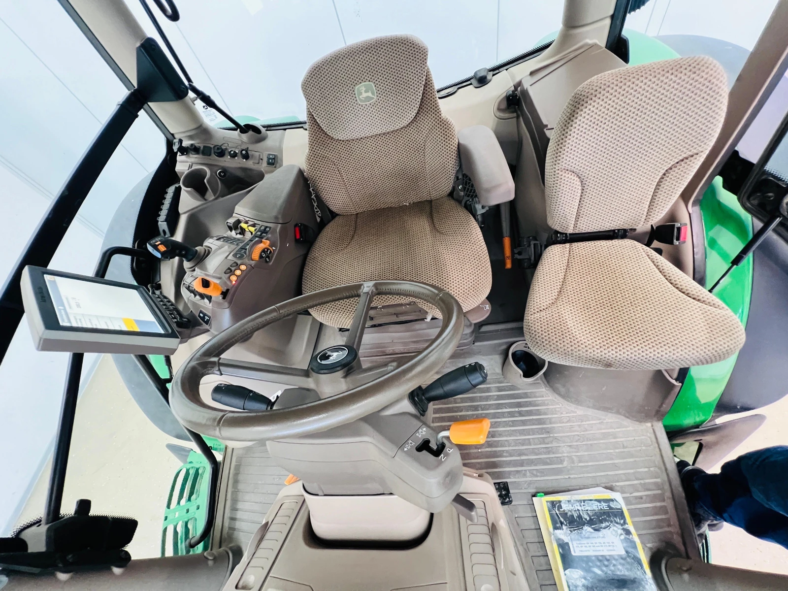 Трактор John Deere 6R 195 DIRECT DRIVE НАВИГАЦИЯ ЛИЗИНГ, снимка 9 - Селскостопанска техника - 56305614