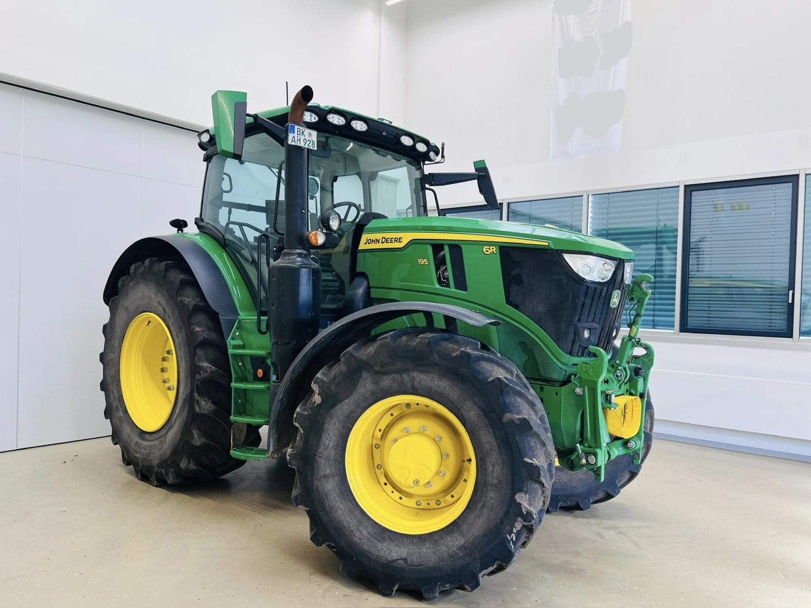 Трактор John Deere 6R 195 DIRECT DRIVE НАВИГАЦИЯ ЛИЗИНГ