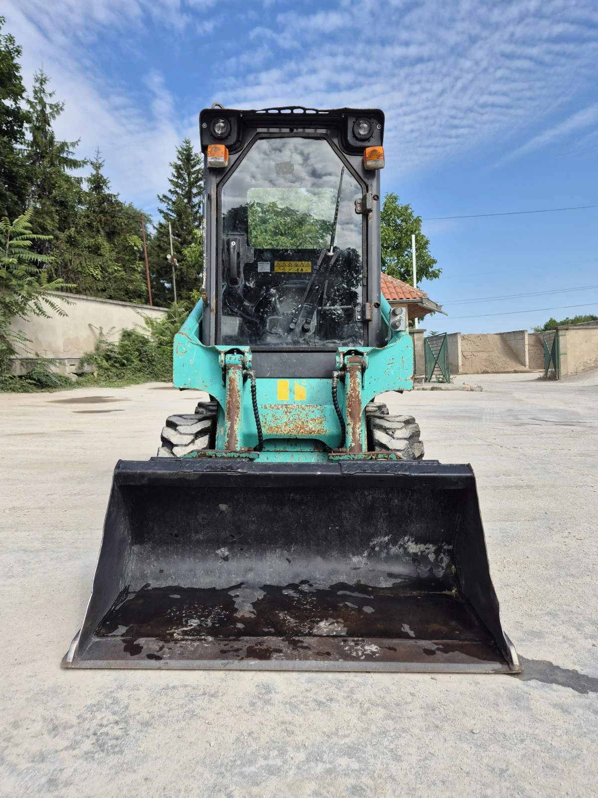 Мини челни товарачи Atlas Copco AS12