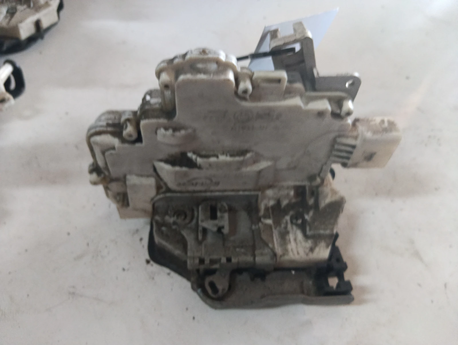 брава (задна дясна) 4G0839016 Audi A7