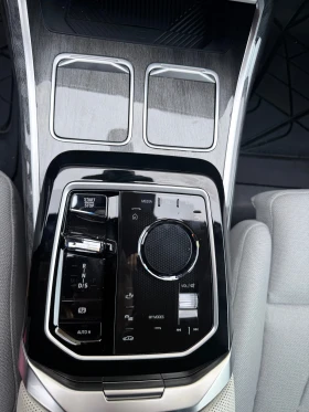 BMW 760 BMW M760e xDrive Plug-in Hybrid Executive , снимка 9