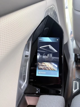 BMW 760 BMW M760e xDrive Plug-in Hybrid Executive , снимка 16