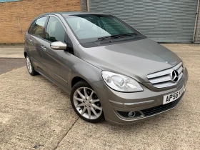     Mercedes-Benz B 200 navi