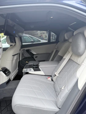 BMW 760 BMW M760e xDrive Plug-in Hybrid Executive  - 279999 лв. / 143161.22 € - 70621721 11