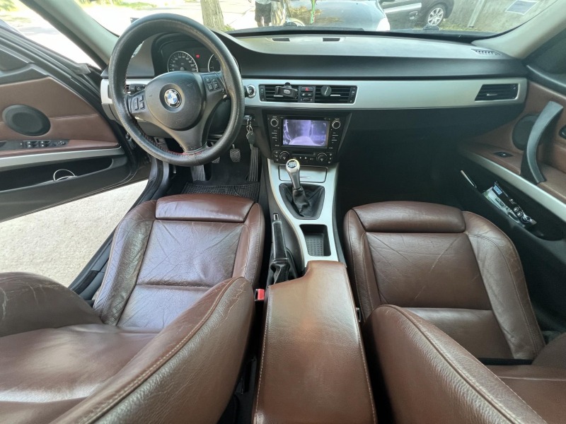 BMW 320, снимка 4 - Автомобили и джипове - 46642393