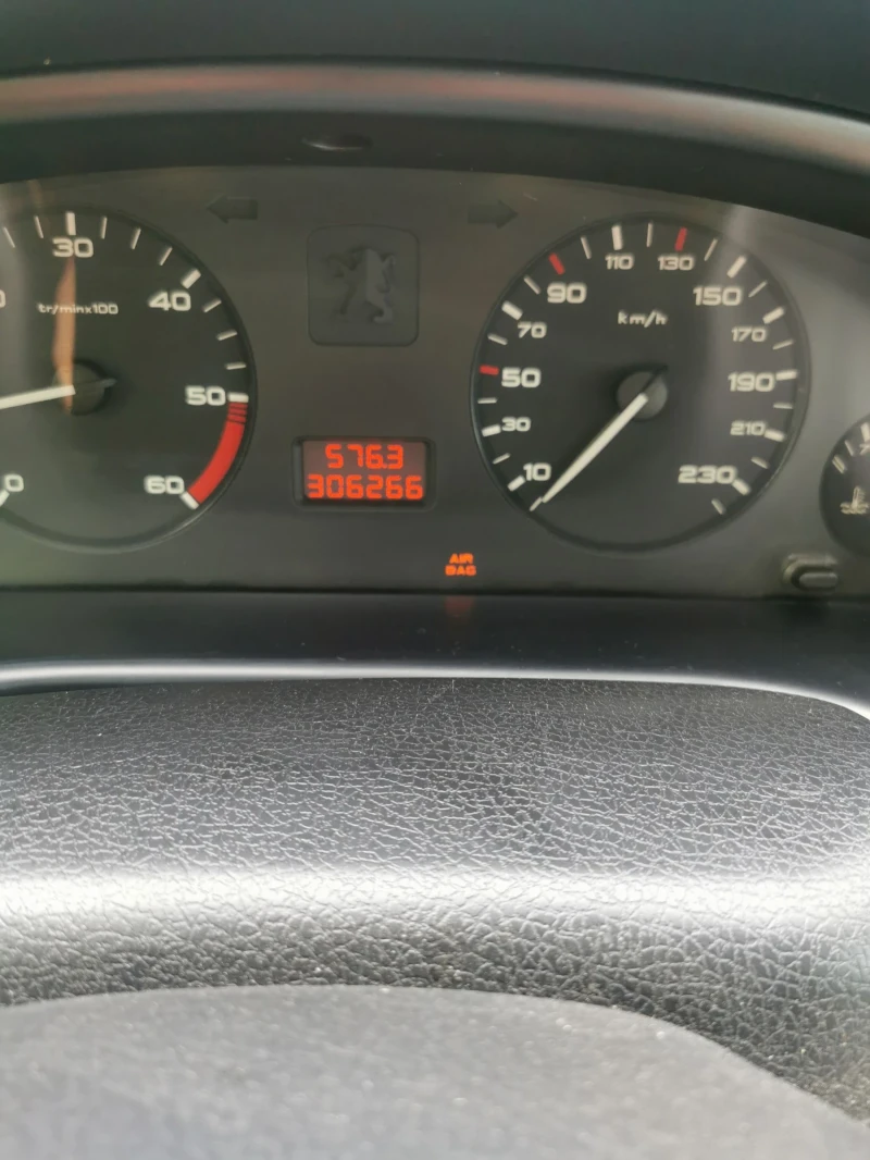 Peugeot 406 HDI, снимка 11 - Автомобили и джипове - 47396139