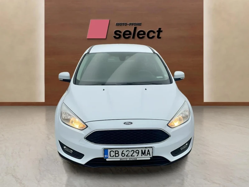 Ford Focus 1.0 EcoBoost, снимка 8 - Автомобили и джипове - 48100559