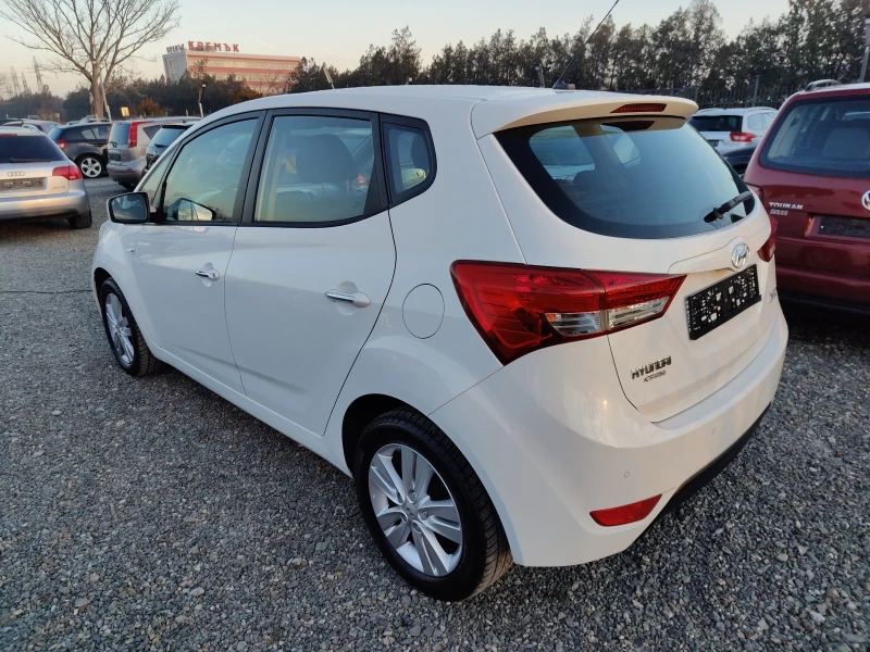 Hyundai Ix20 1.4i 90ps., снимка 4 - Автомобили и джипове - 48926380