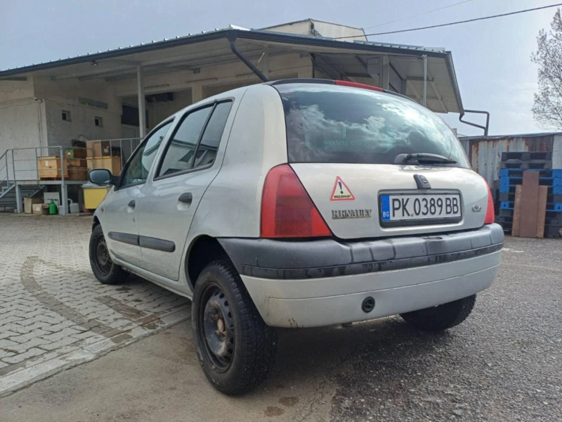 Renault Clio, снимка 5 - Автомобили и джипове - 49516474