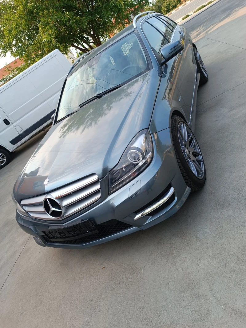 Mercedes-Benz C 200 2.2 cdi AMG Avangarde, снимка 2 - Автомобили и джипове - 52996664