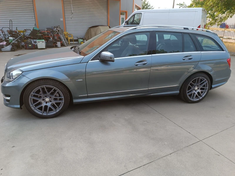 Mercedes-Benz C 200 2.2 cdi AMG Avangarde, снимка 4 - Автомобили и джипове - 52996664