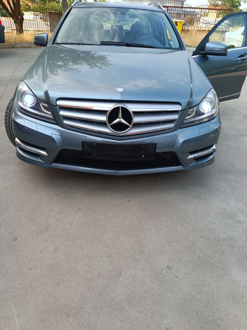 Mercedes-Benz C 200 2.2 cdi AMG Avangarde, снимка 17 - Автомобили и джипове - 52996664