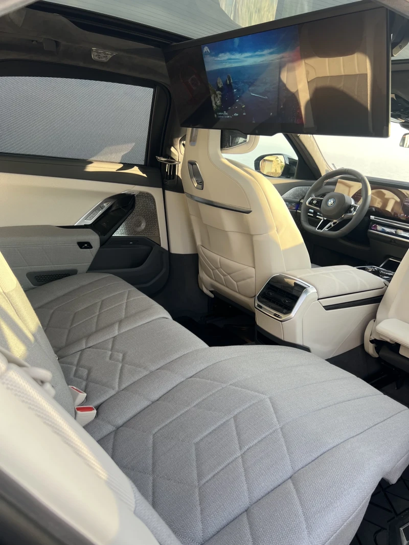 BMW 760 BMW M760e xDrive Plug-in Hybrid Executive , снимка 13 - Автомобили и джипове - 52582564
