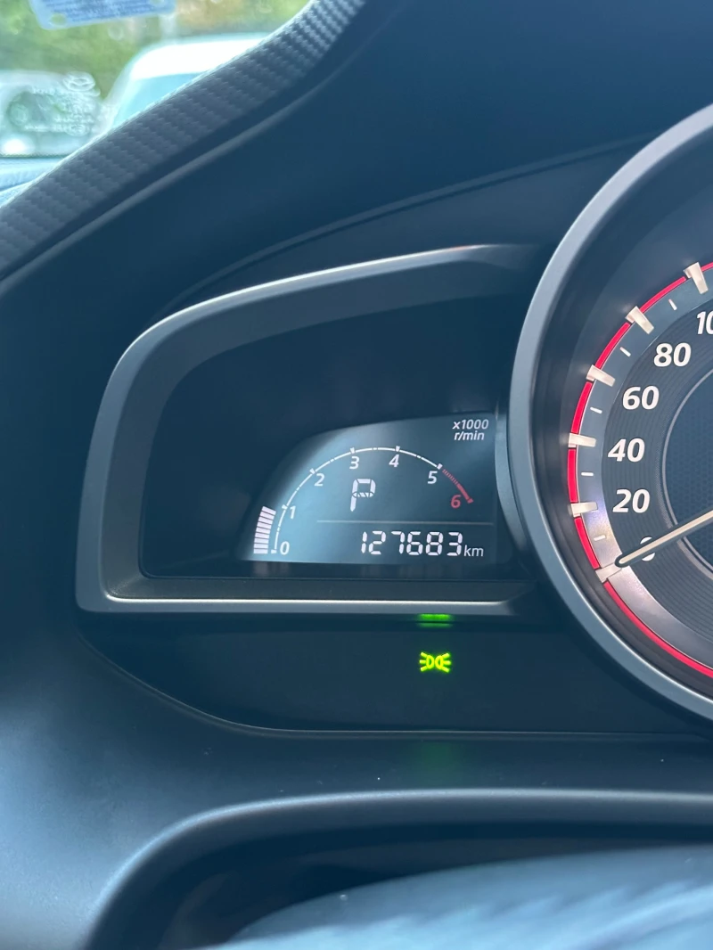 Mazda 3, снимка 15 - Автомобили и джипове - 52226382