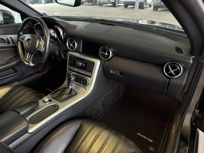 Mercedes-Benz SLK 250* 204ps* AMG Line* НАВИ* КОЖА* ОБДУХВАНЕ, снимка 11 - Автомобили и джипове - 53122304