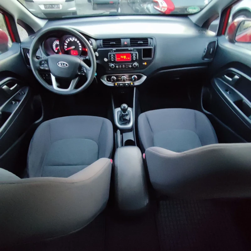 Kia Rio 1.25i* KLIMATIK* 85кс* EURO5B* , снимка 9 - Автомобили и джипове - 53287178