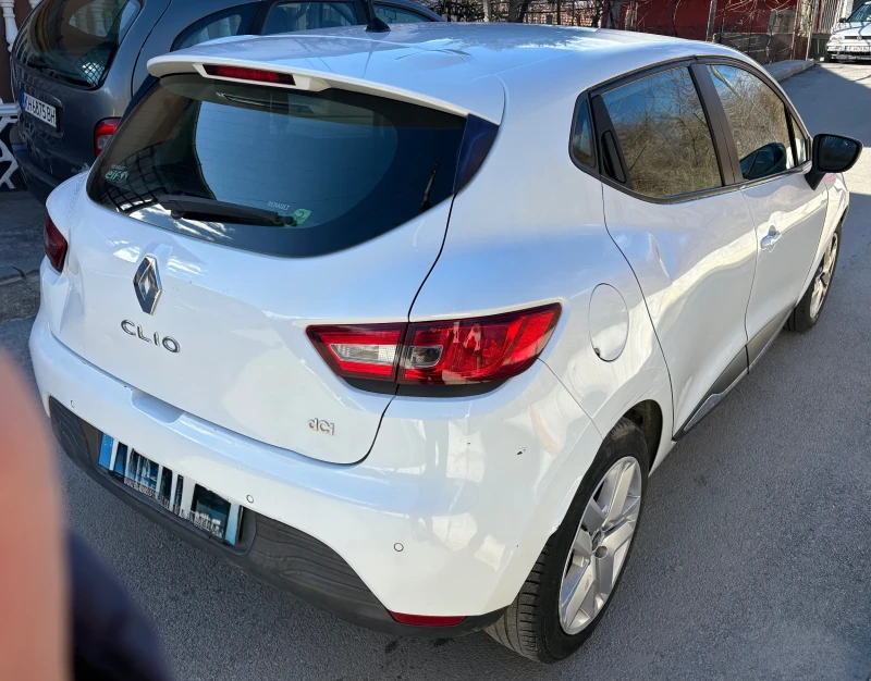Renault Clio 1.5DCI EURO6 NAVI, снимка 4 - Автомобили и джипове - 53446044