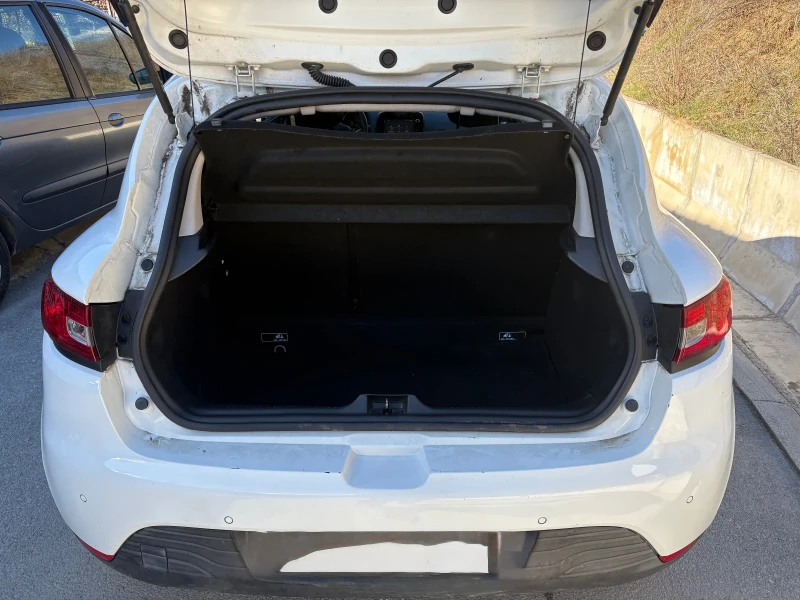 Renault Clio 1.5DCI EURO6 NAVI, снимка 10 - Автомобили и джипове - 53446044