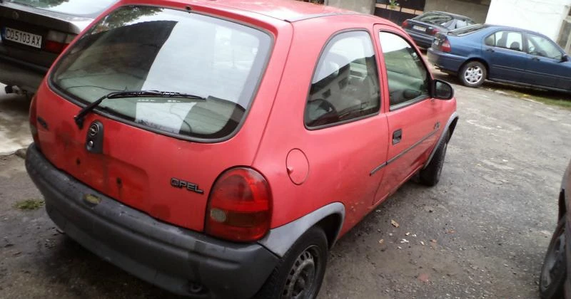 Opel Corsa за части, снимка 3 - Автомобили и джипове - 46049223