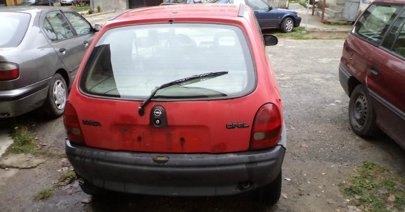 Opel Corsa за части, снимка 4 - Автомобили и джипове - 46049223